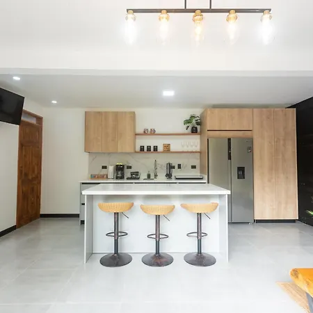 Casa Violeta Home Rentals Monteverde Exterior photo